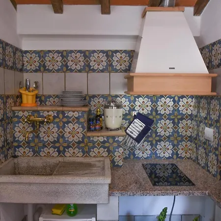 Elba Borgo Di Latrano Daire Magazzini (Tuscany)