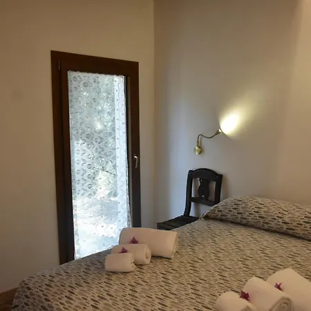 Elba Borgo Di Latrano