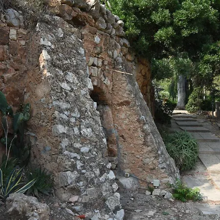 Elba Borgo Di Latrano *
